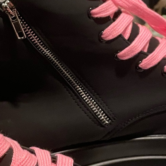 ๐ Platform Ankle Boots - Skull Print - Lace Up - Punk - Square Toe Short Boots - Picture 8 of 17